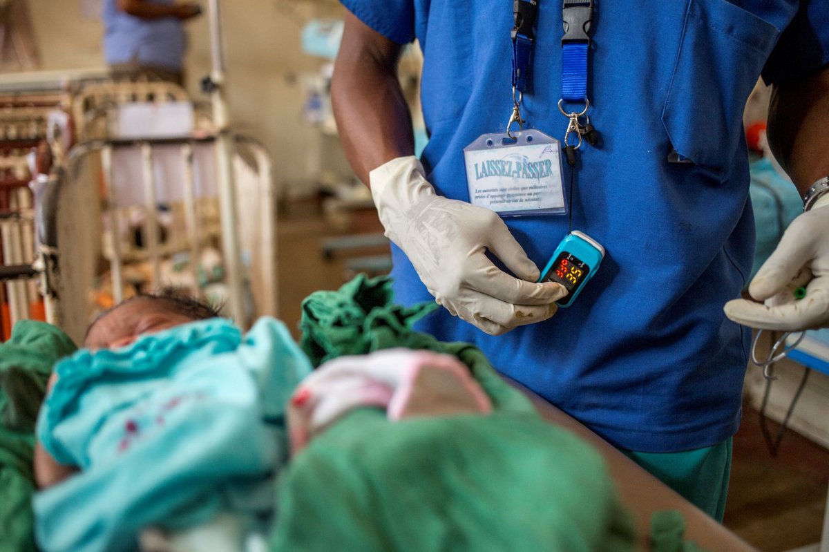 Staff at the Sendwe Hospital NICU in Democratic Republic of Congo care for newborn babies. Photo: PATH/Georgina Goodwin.