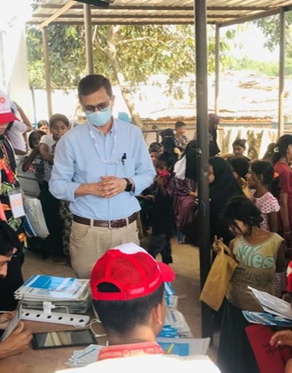 Out-of-school girls receive HPV vaccine in the forcibly displaced Myanmar nationals camp located in Ukhiya Upazila, Cox's Bazar District, Bangladesh. Photo: PATH/Muhibul Kashem.