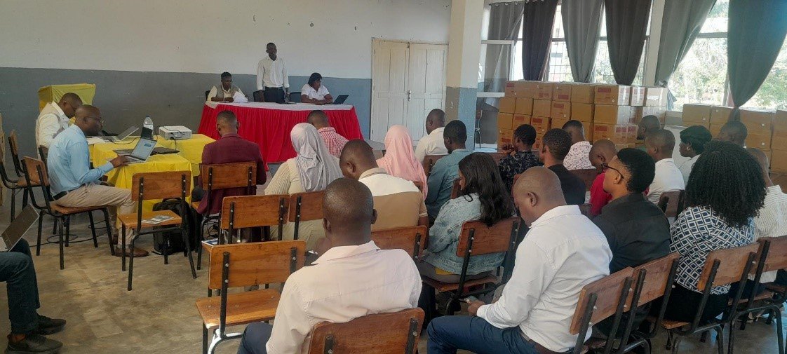 A data quality improvement training in Pebane District, Zambezia Province, Mozambique. Photo Credit: PATH.