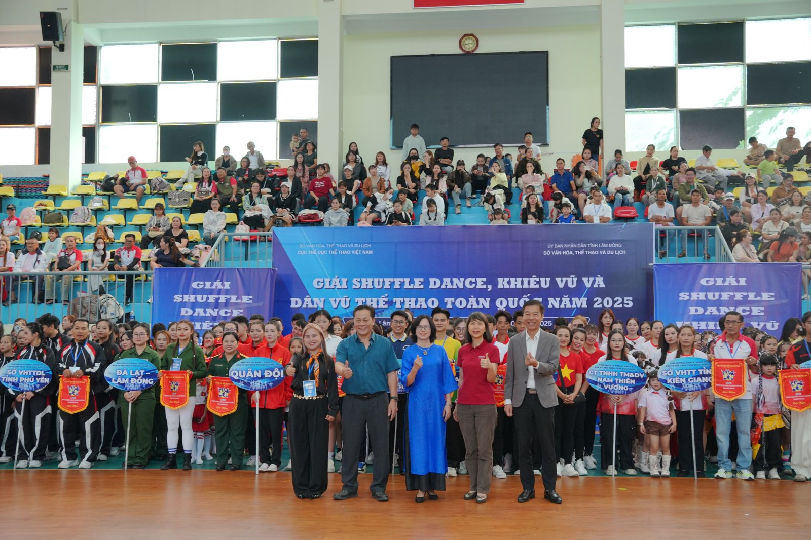 Leaders from the Sports Authority of Viet Nam, Department of Culture, Sports and Tourism of Lam Dong Province, and PATH reaffirm their commitment to community health and active living through dance and sport.